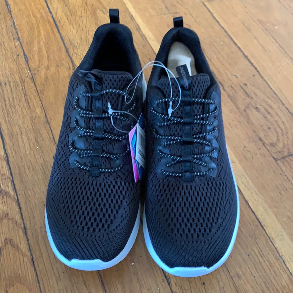 Skechers Ultraflex bungee shoe memory foam